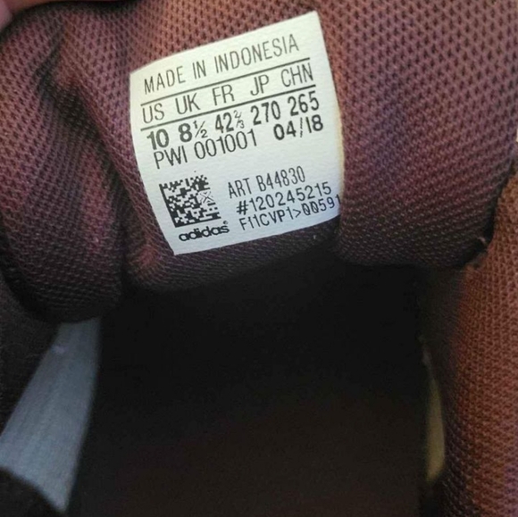 Adidas - Picture 2 of 8